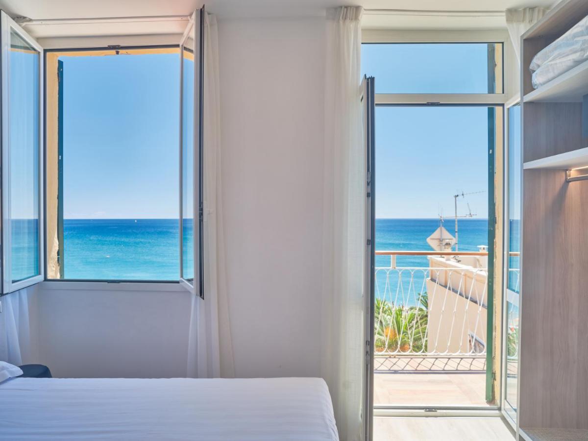 Double or Twin Room Balcony Sea View