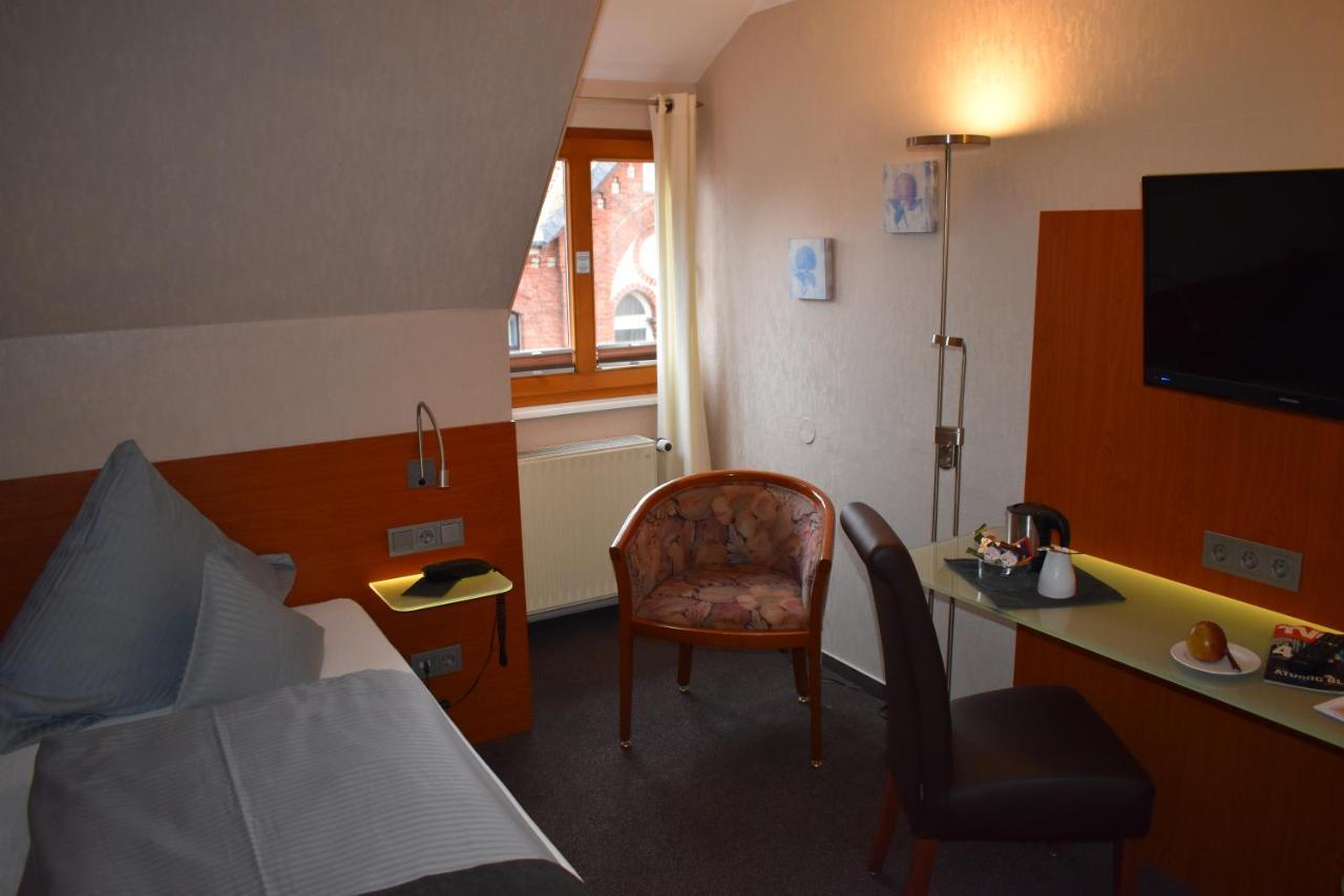 Standard Single Room