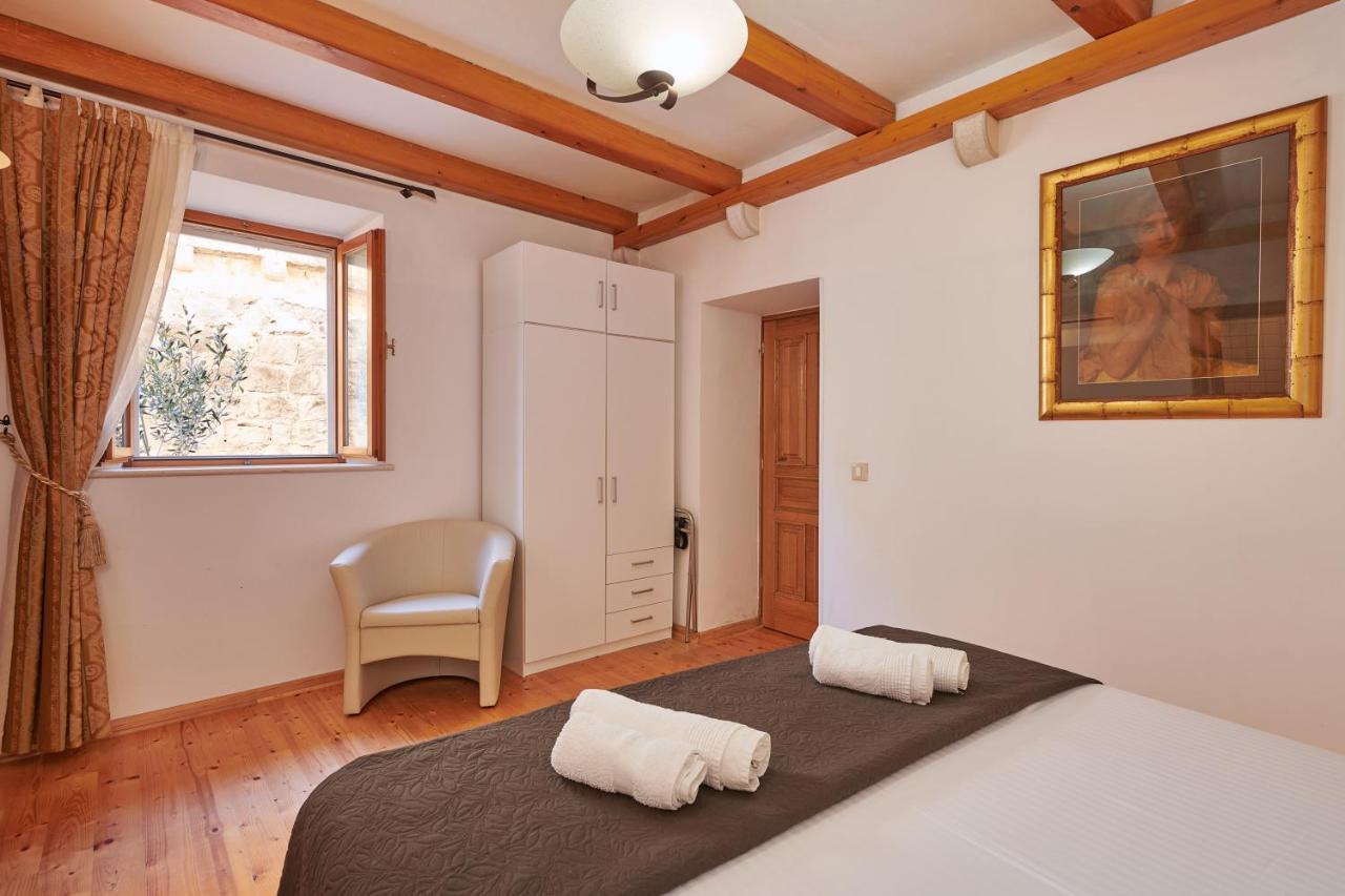 Apartment mit 1 Schlafzimmer mit Terrasse