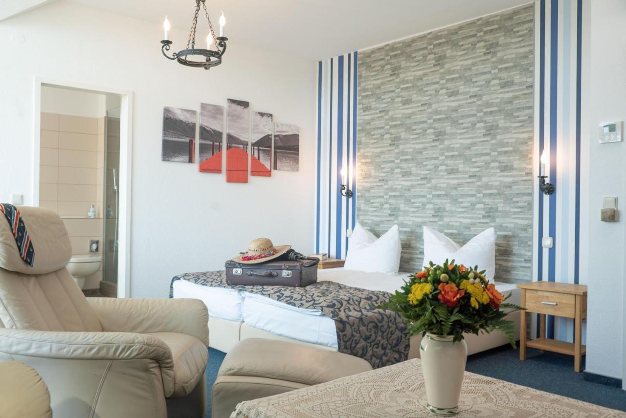 Doppelzimmer mit Balkon
