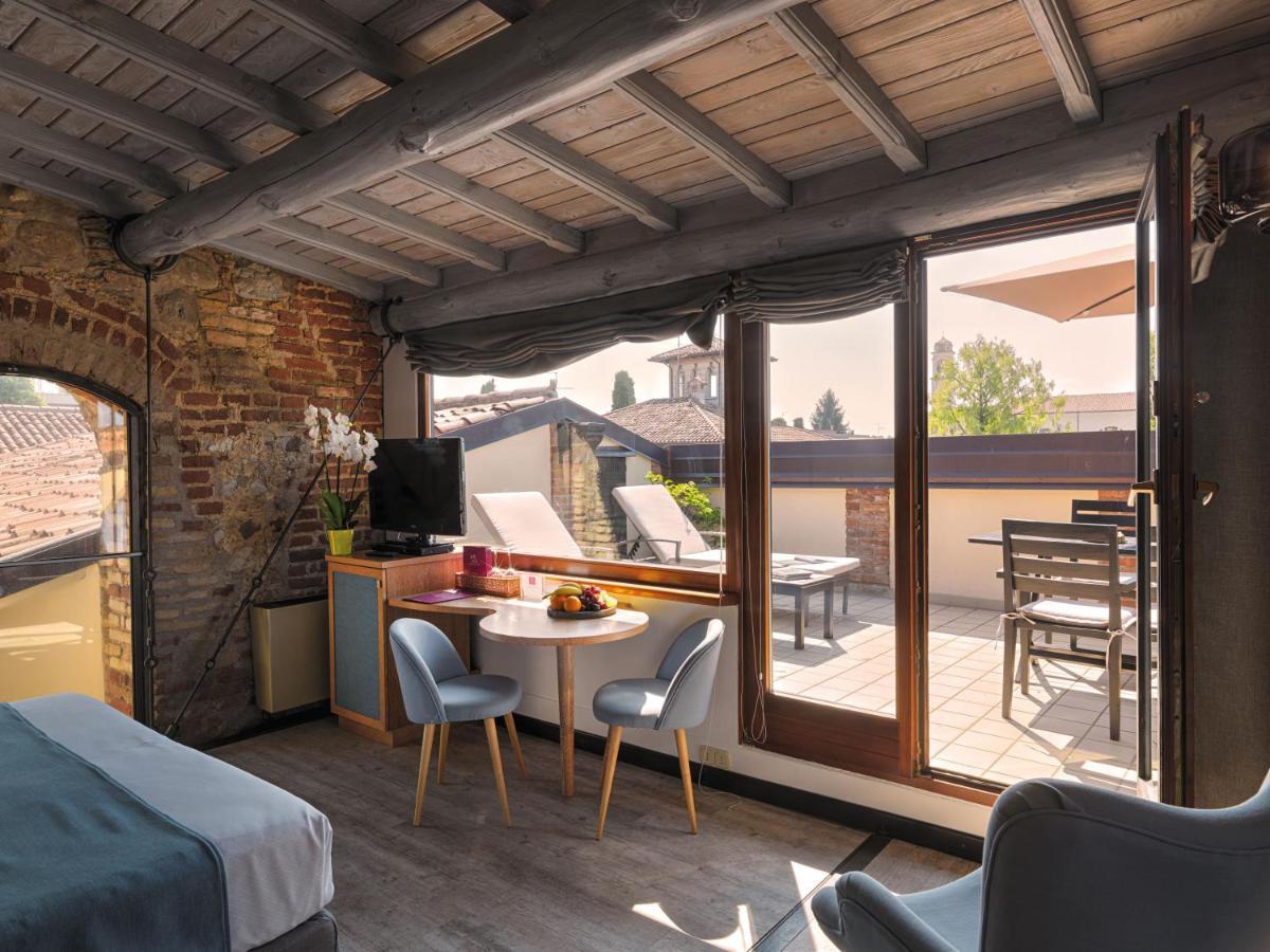 Suite with Terrace,1114360323:JPEG