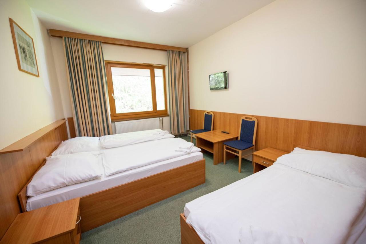 Triple Room,1118937135:JPEG
