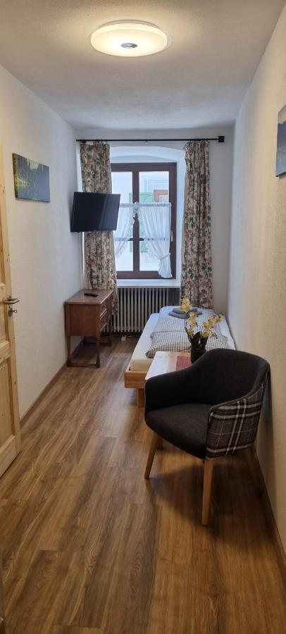Standard Single Room,1127515587:JPEG