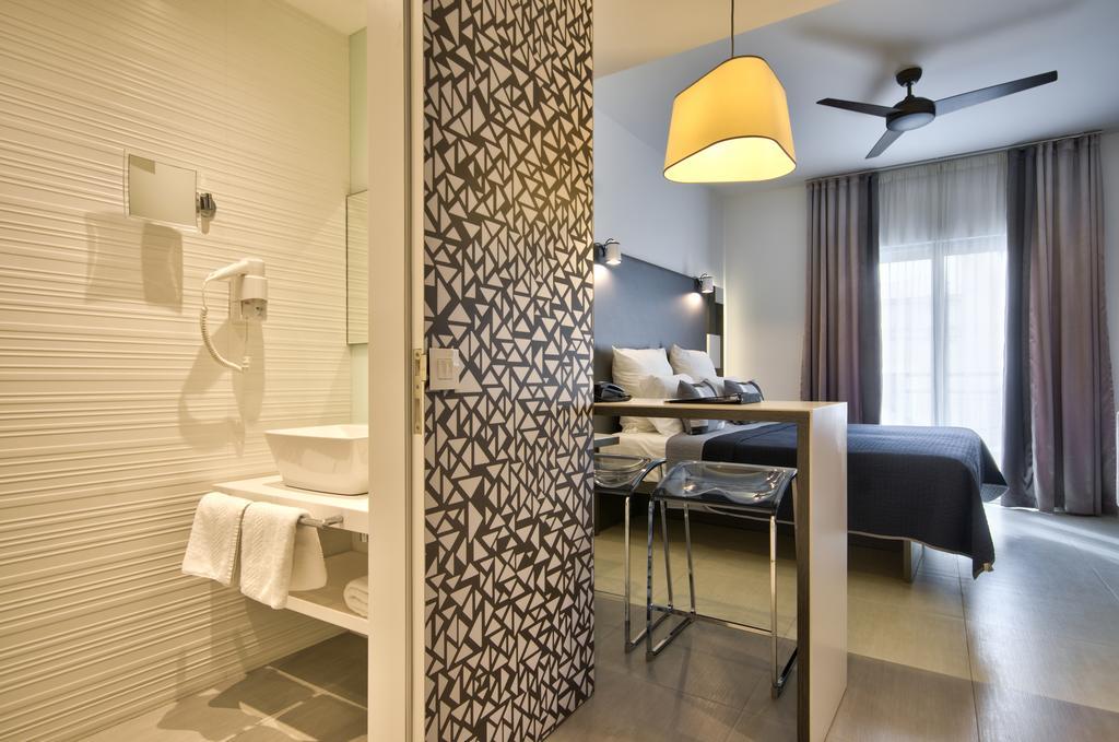 Double Room,112807569:JPEG