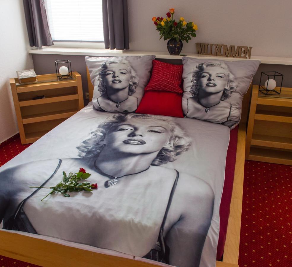 Single Room,1133108553:JPEG