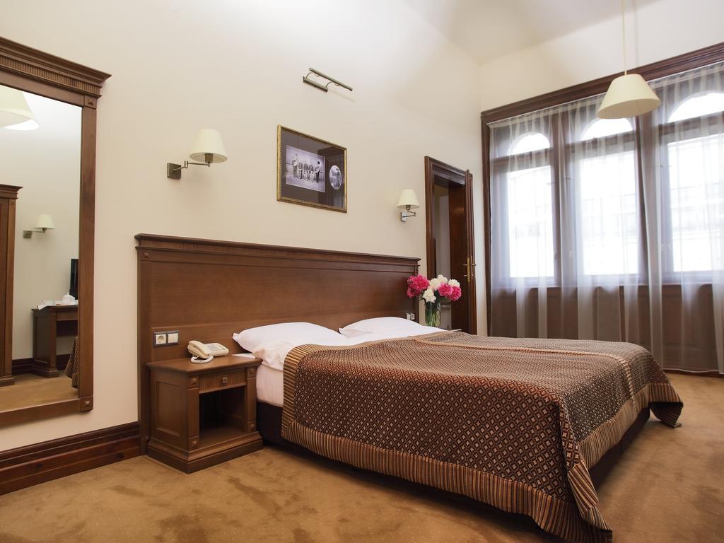 Superior Double or Twin Room,261582397:JPEG