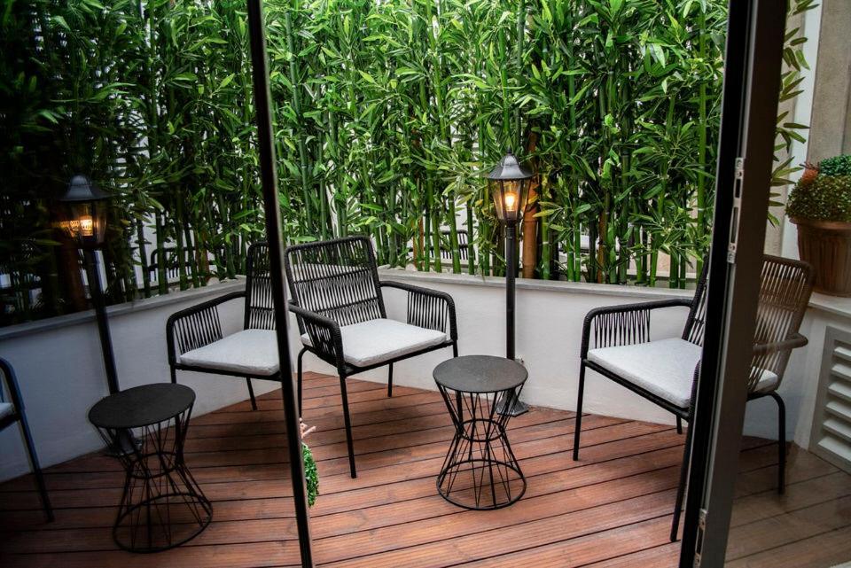 Zweibettzimmer mit Terrasse