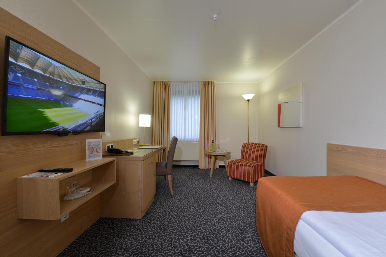 Single Room,1145939095:JPEG