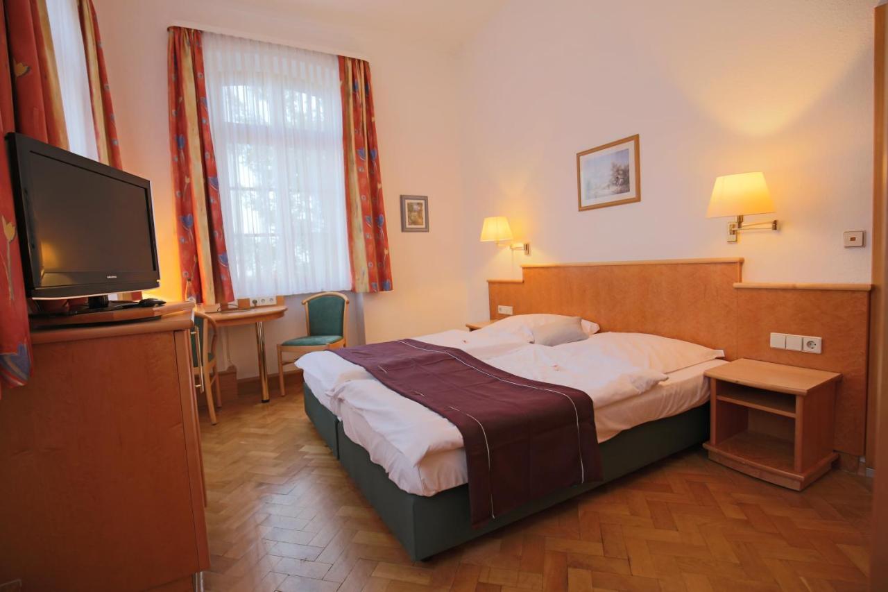 Standard Double Room,1155253533:JPEG