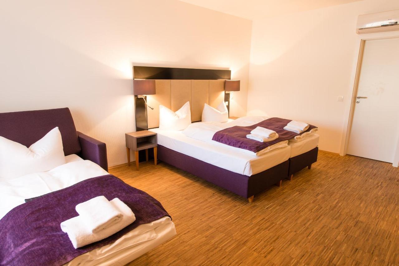 Zweibettzimmer