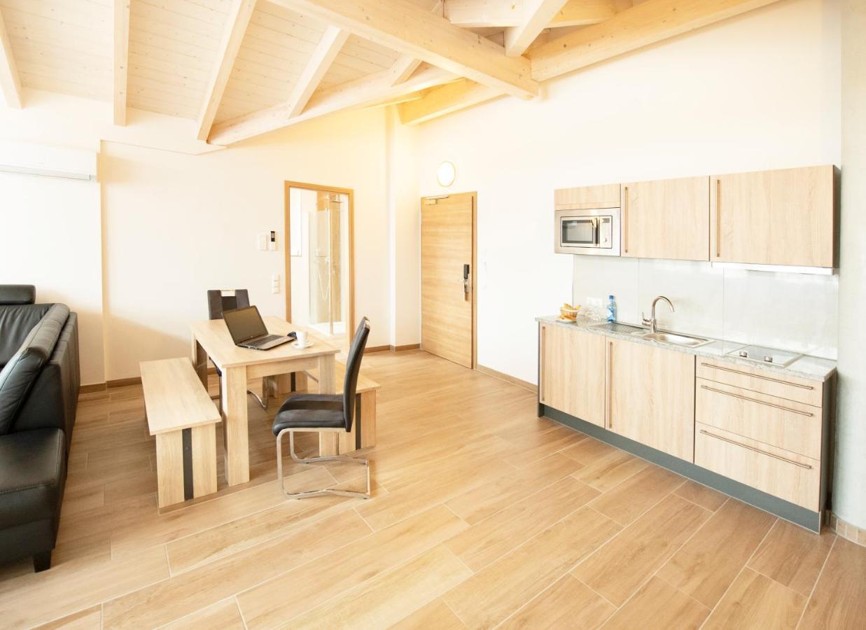 Deluxe Suite Kitchenette
