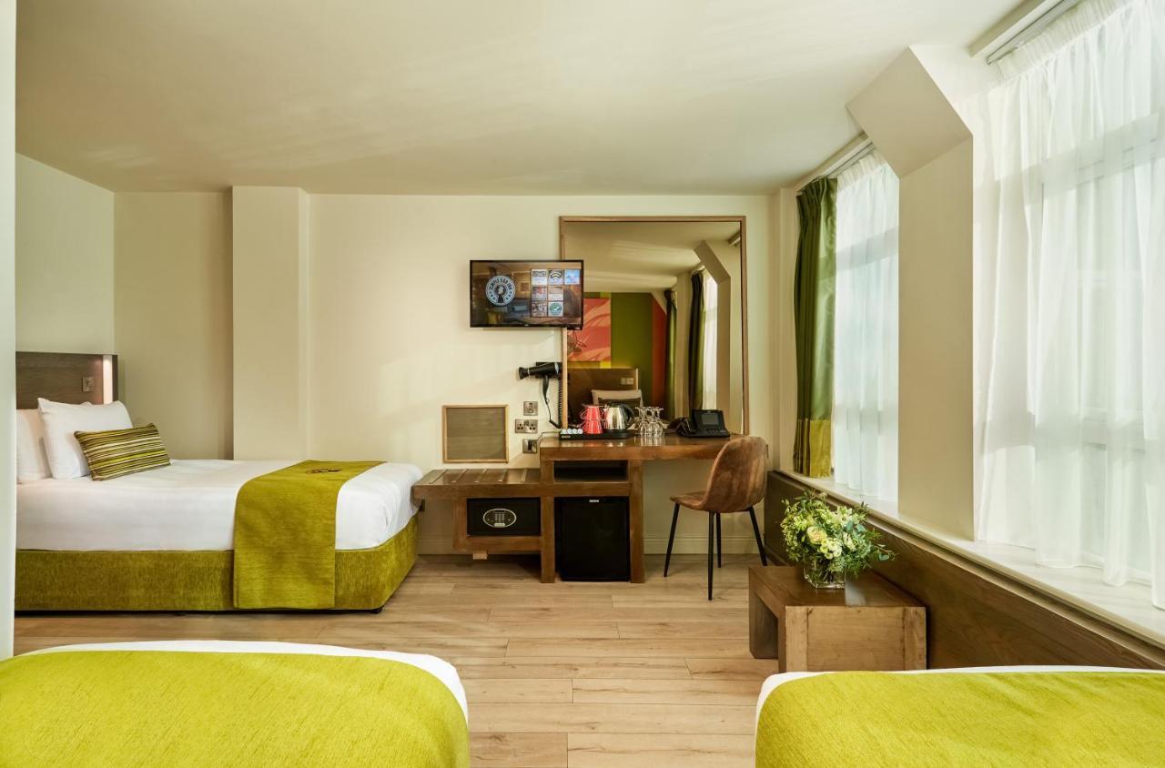 Dreibettzimmer
