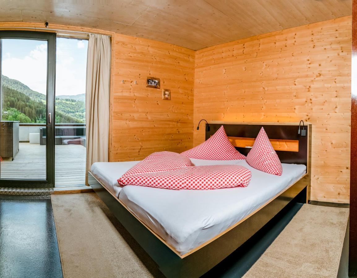 Double Room,1168165375:JPEG
