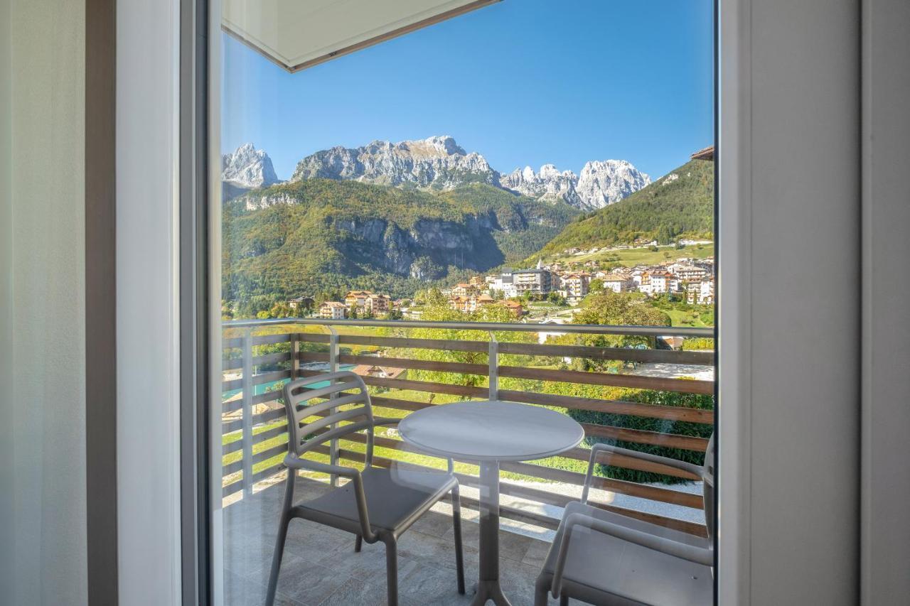 Double Room Partial Lake View