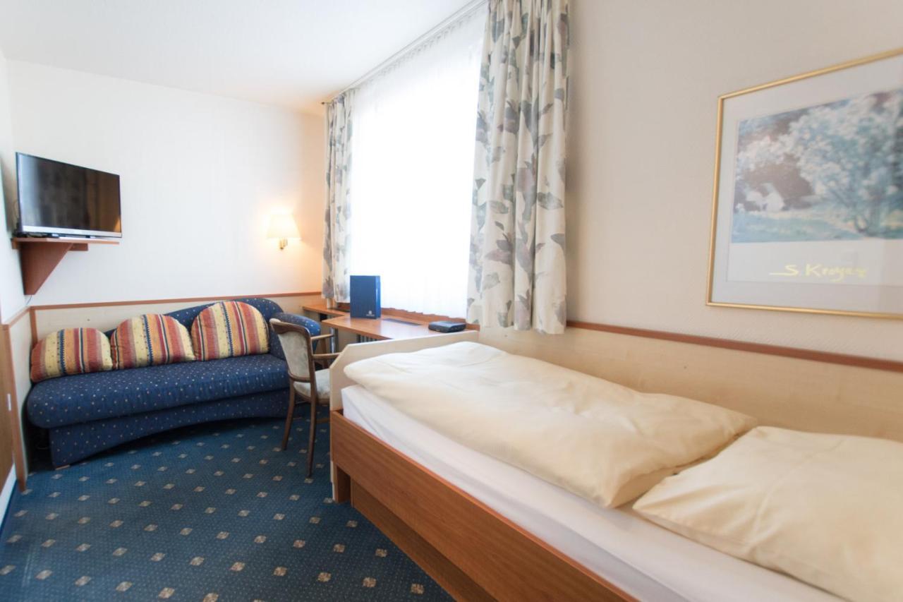 Deluxe Single Room