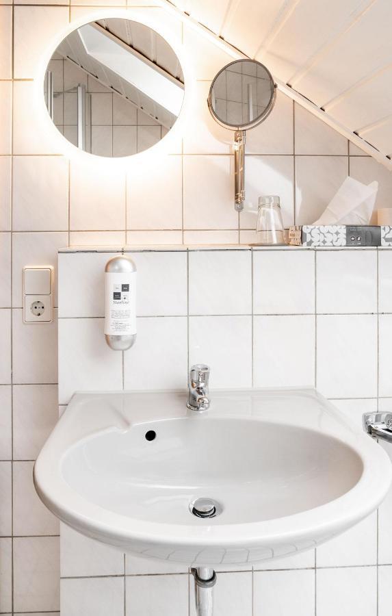 Comfort Single Room Shower
