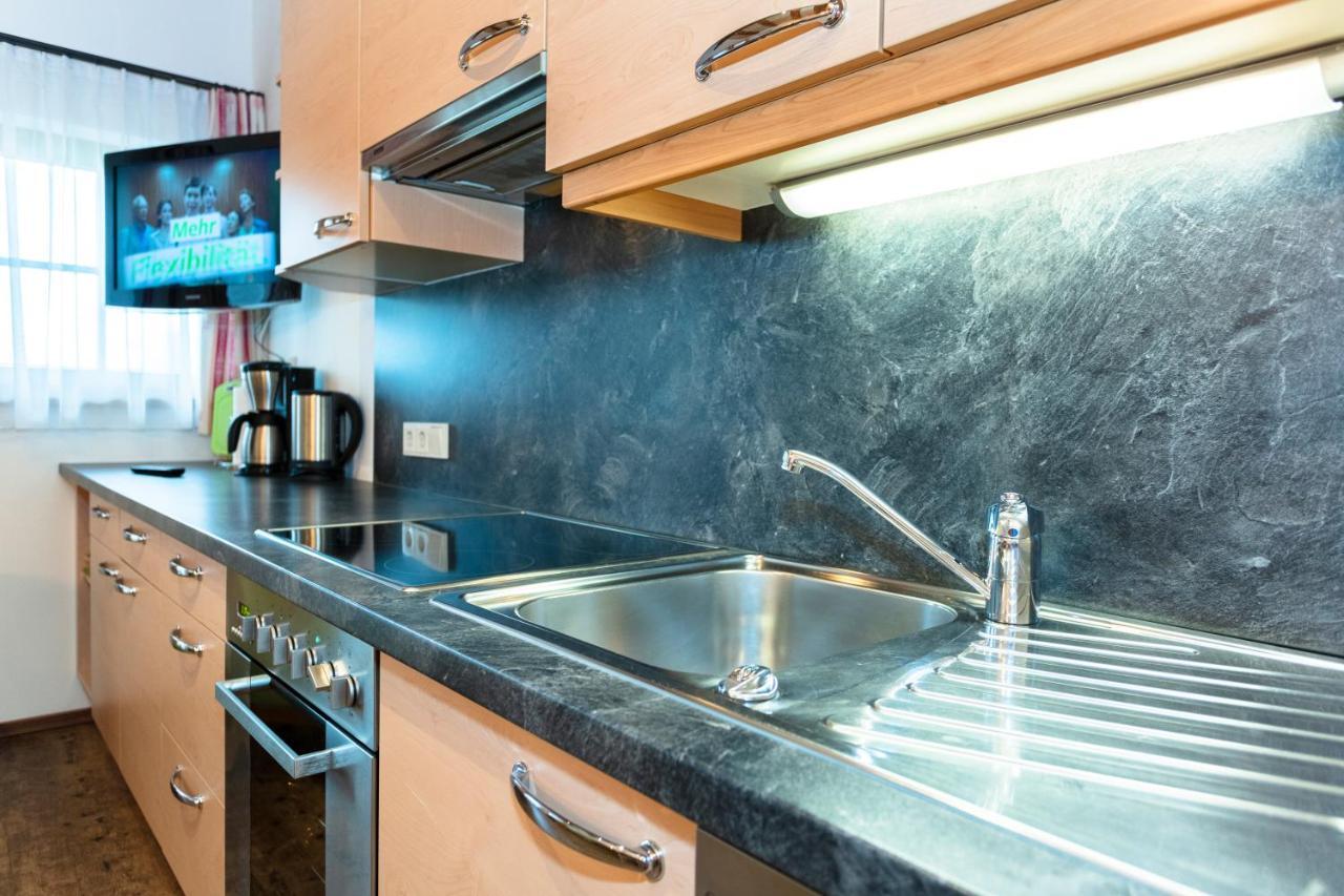 Apartment mit 2 Schlafzimmern und Balkon
