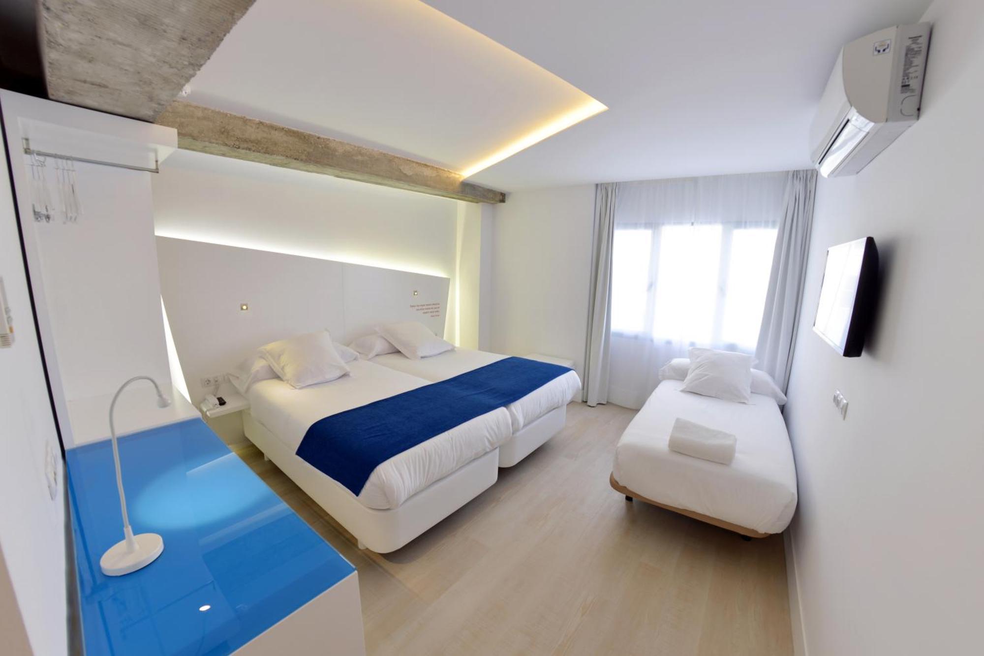Dreibettzimmer