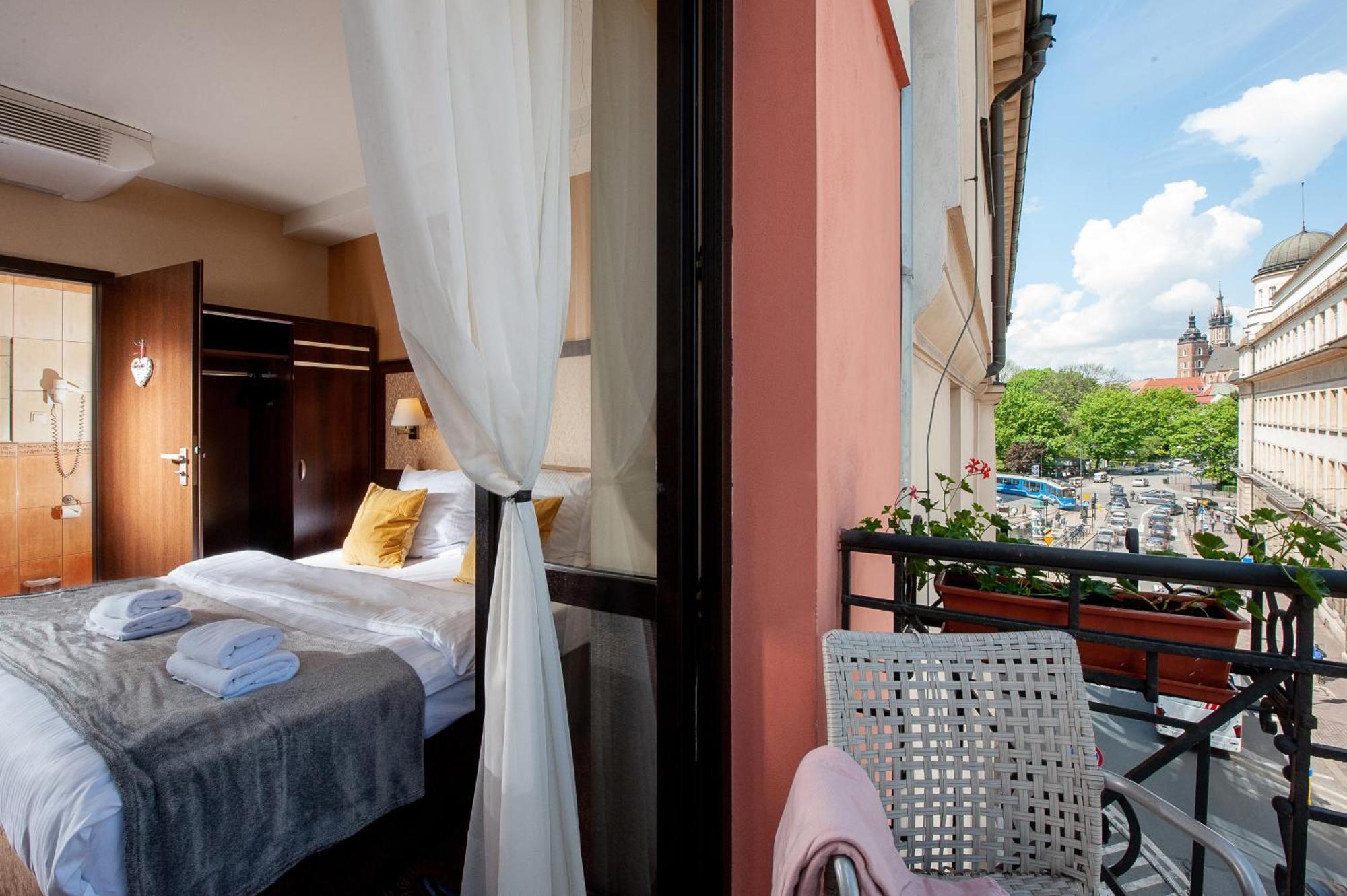 Double or Twin Room with Balcony,1212244648:JPEG