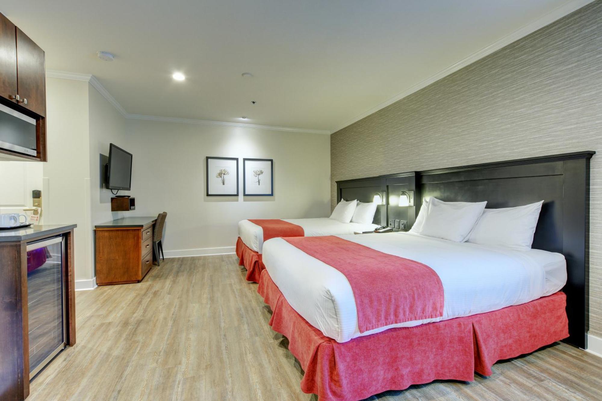 Zimmer mit 2 Queensize-Betten