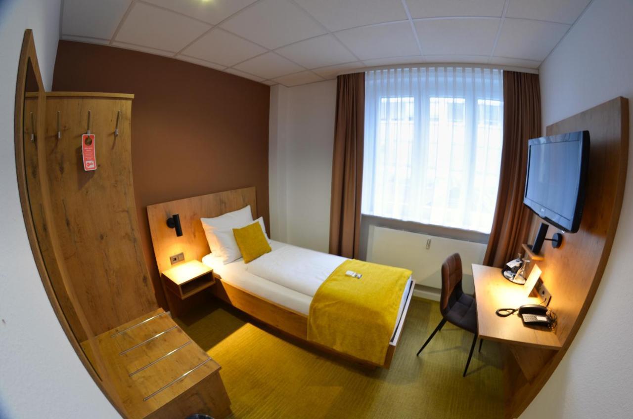 Superior Single Room,1225711583:JPEG