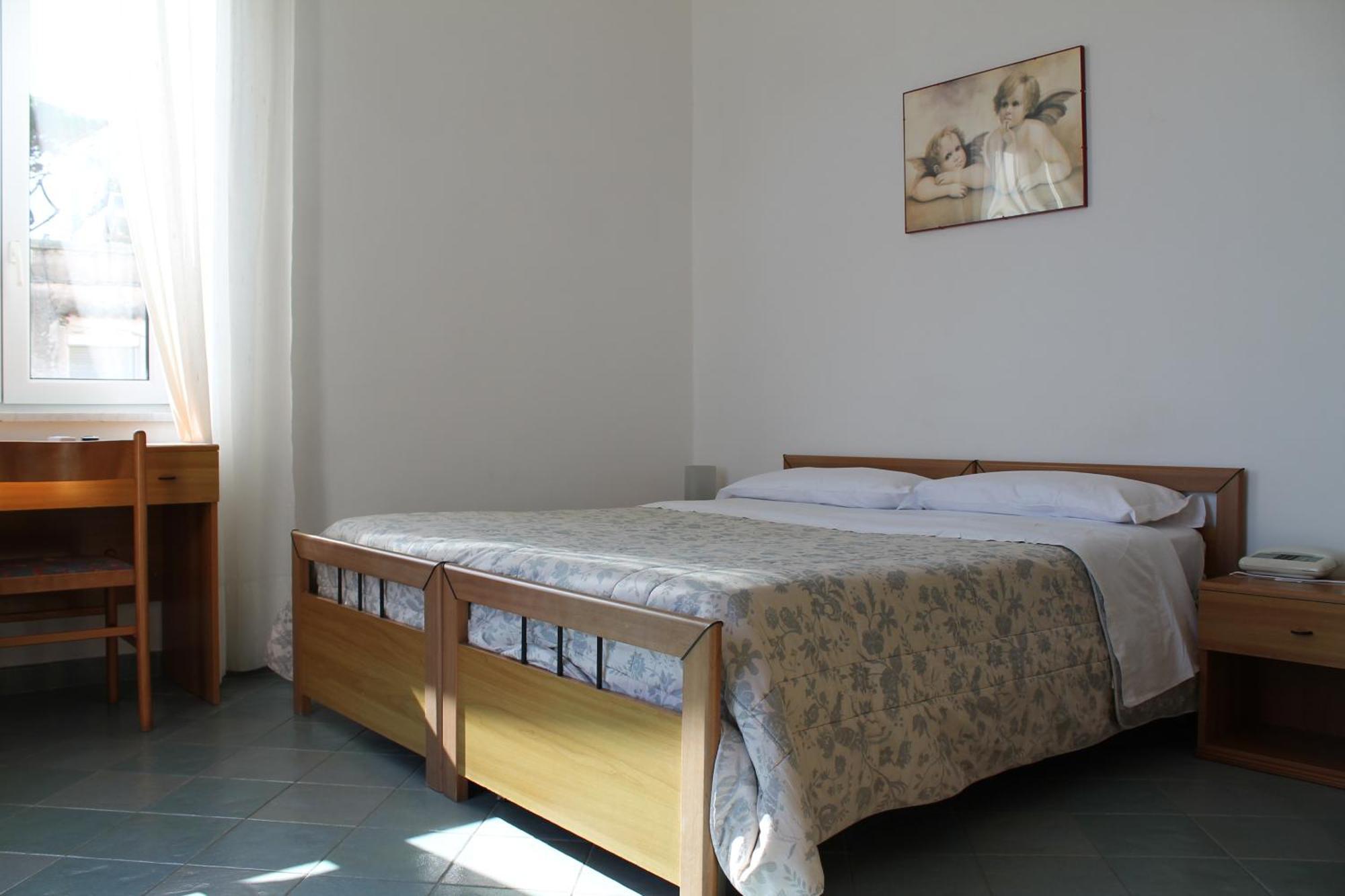 Standard Doppel- oder Zweibettzimmer