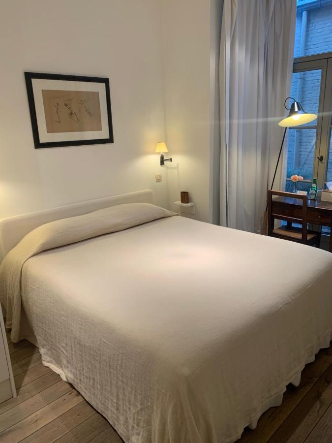 Kleines Doppel-/Zweibettzimmer