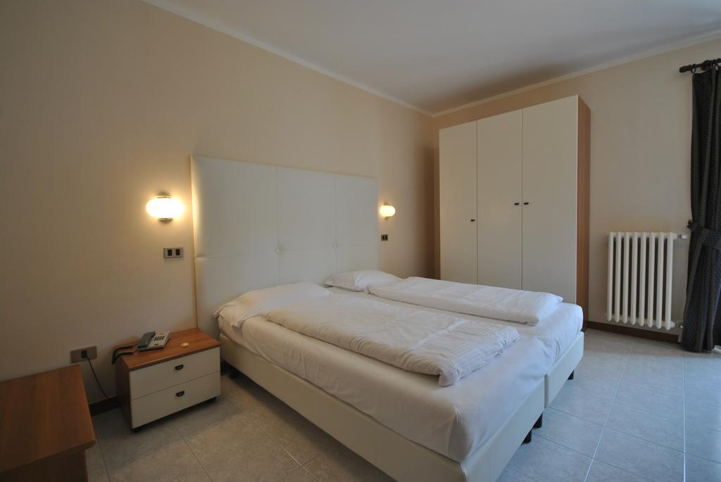 Double or Twin Room,1667436217:JPEG
