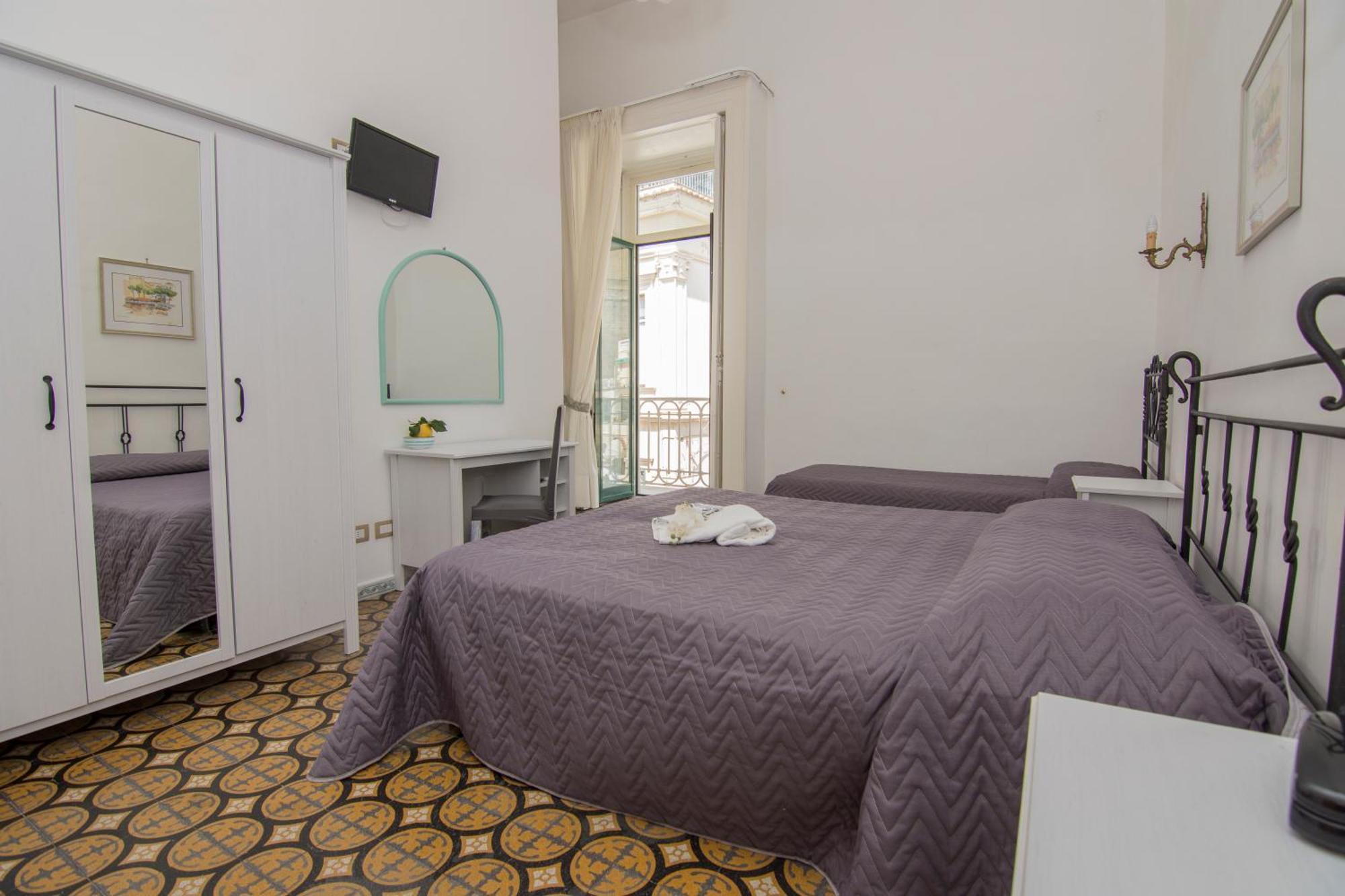 Dreibettzimmer