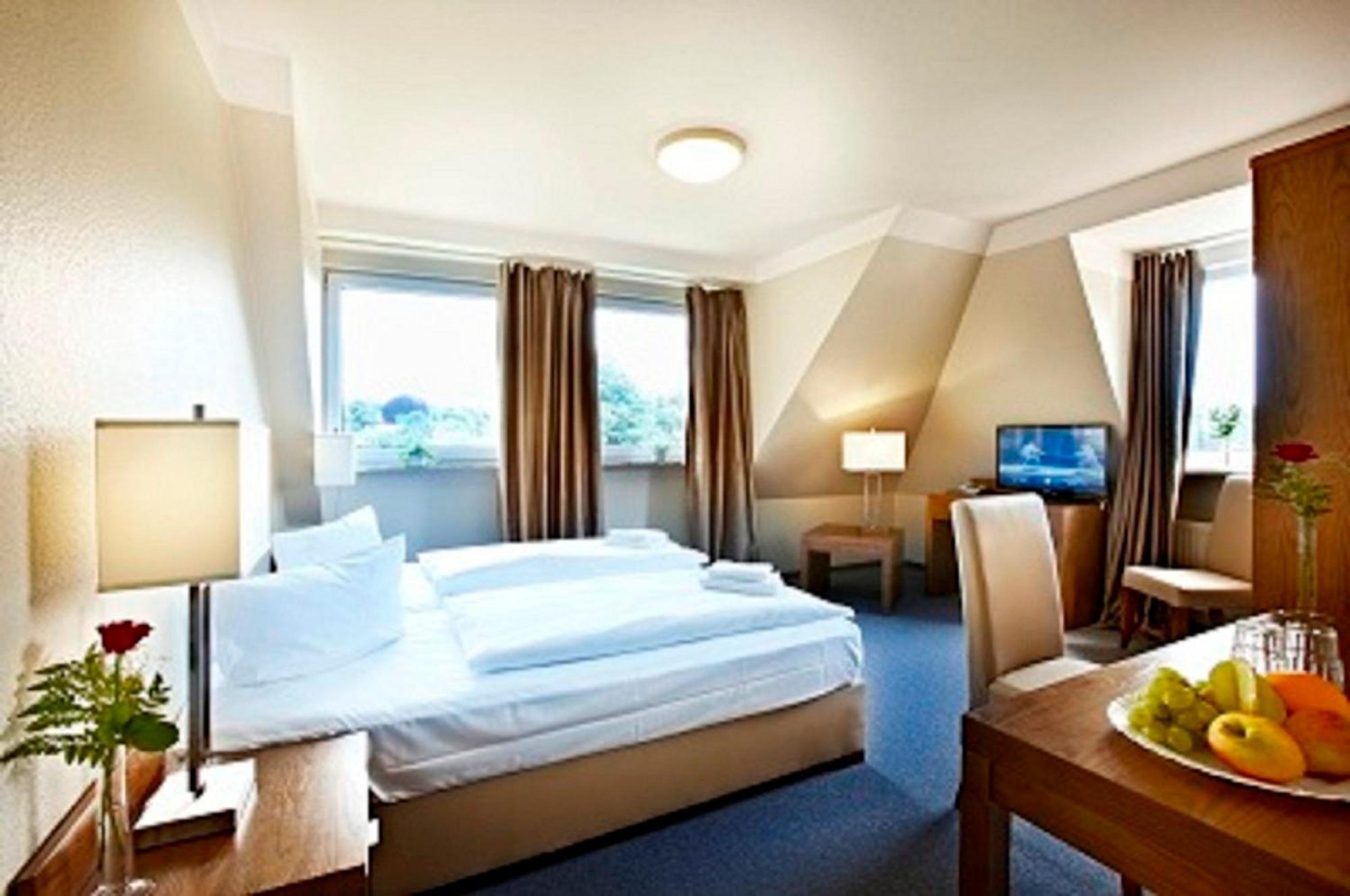 Comfort King Room