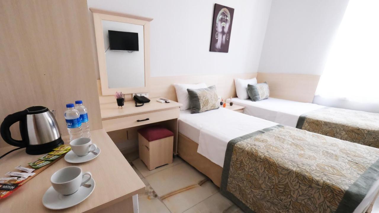 Standard Double or Twin Room,1356157634:JPEG