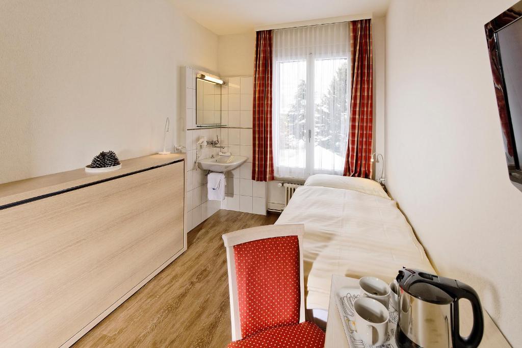 Familienzimmer (4 Erwachsene)
