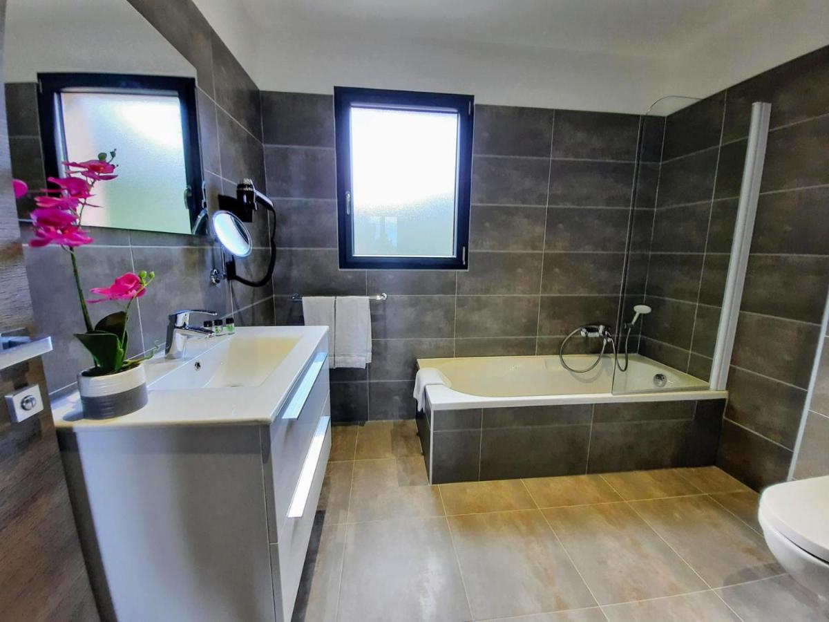 Großes Doppelzimmer