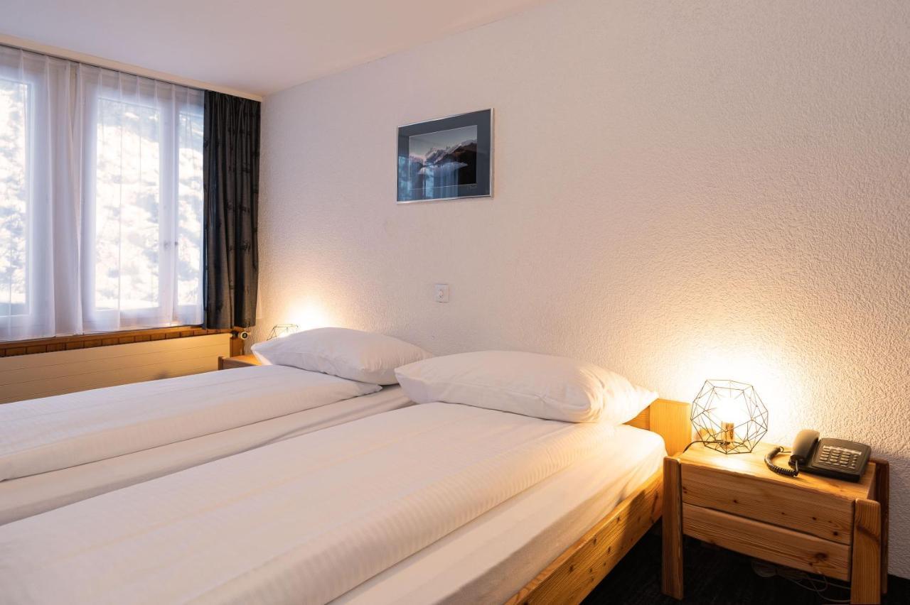 Small Double Room with Private Bathroom (no view),1589212333:JPEG