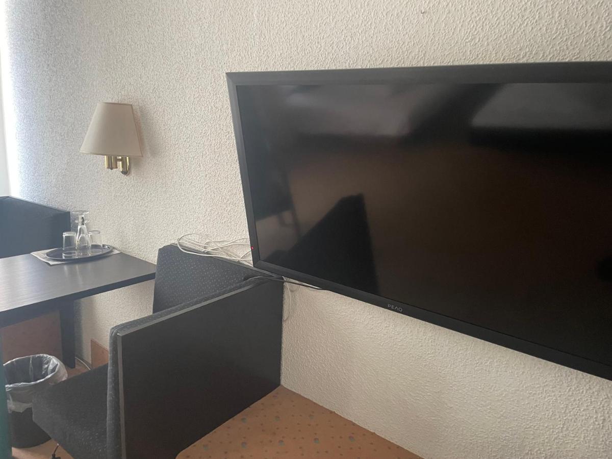Standard Triple Room,1351935784:JPEG