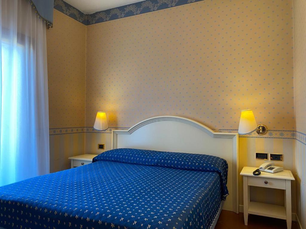 Double Room,1357768241:JPEG
