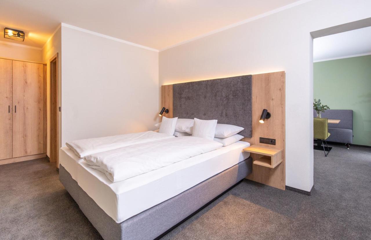 Junior Suite,1364067236:JPEG