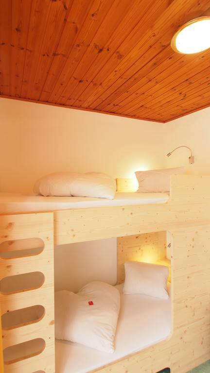 Apartment mit 2 Schlafzimmern und Balkon