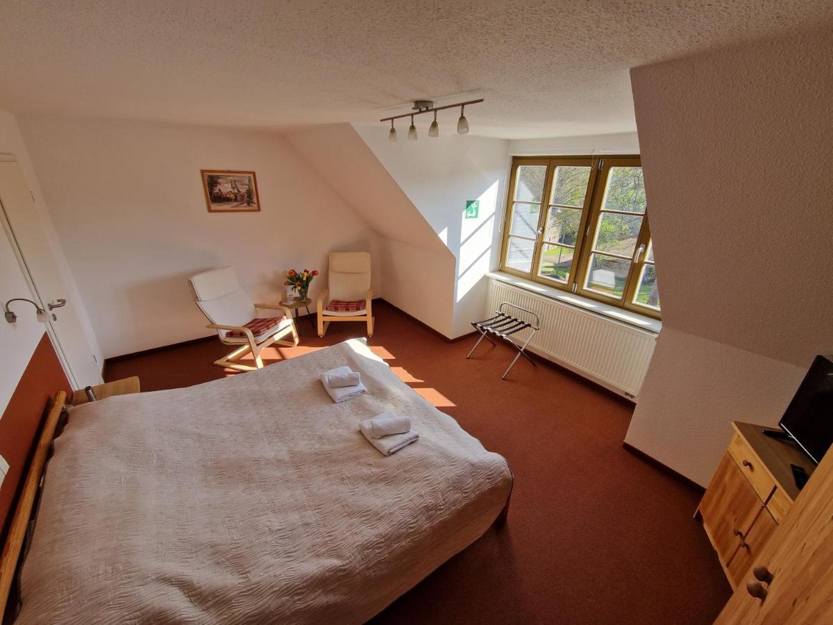 Standard Double Room,1396030679:JPEG
