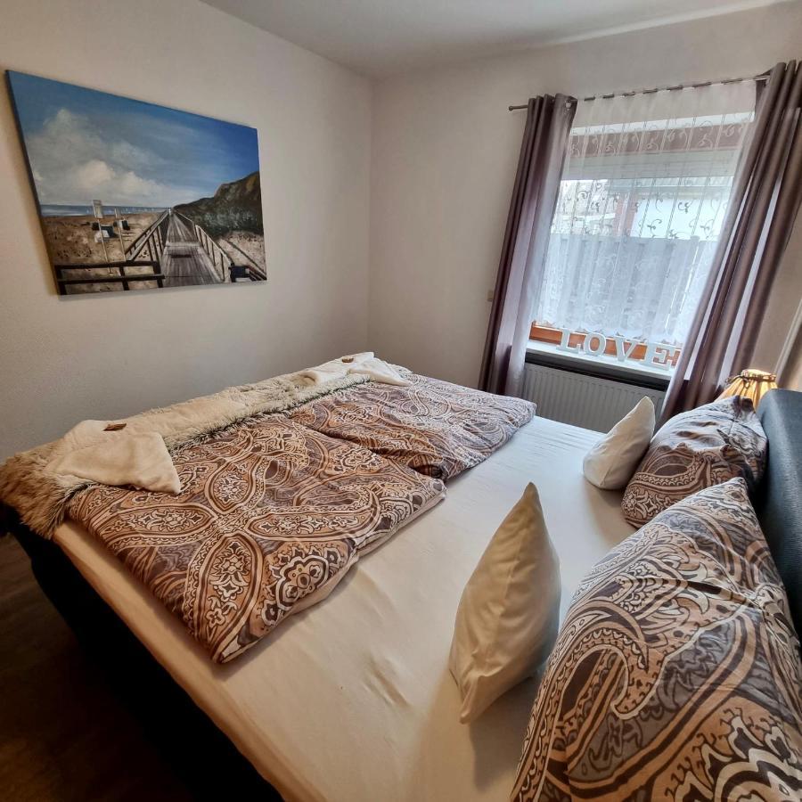 Superior One-Bedroom Apartment 2