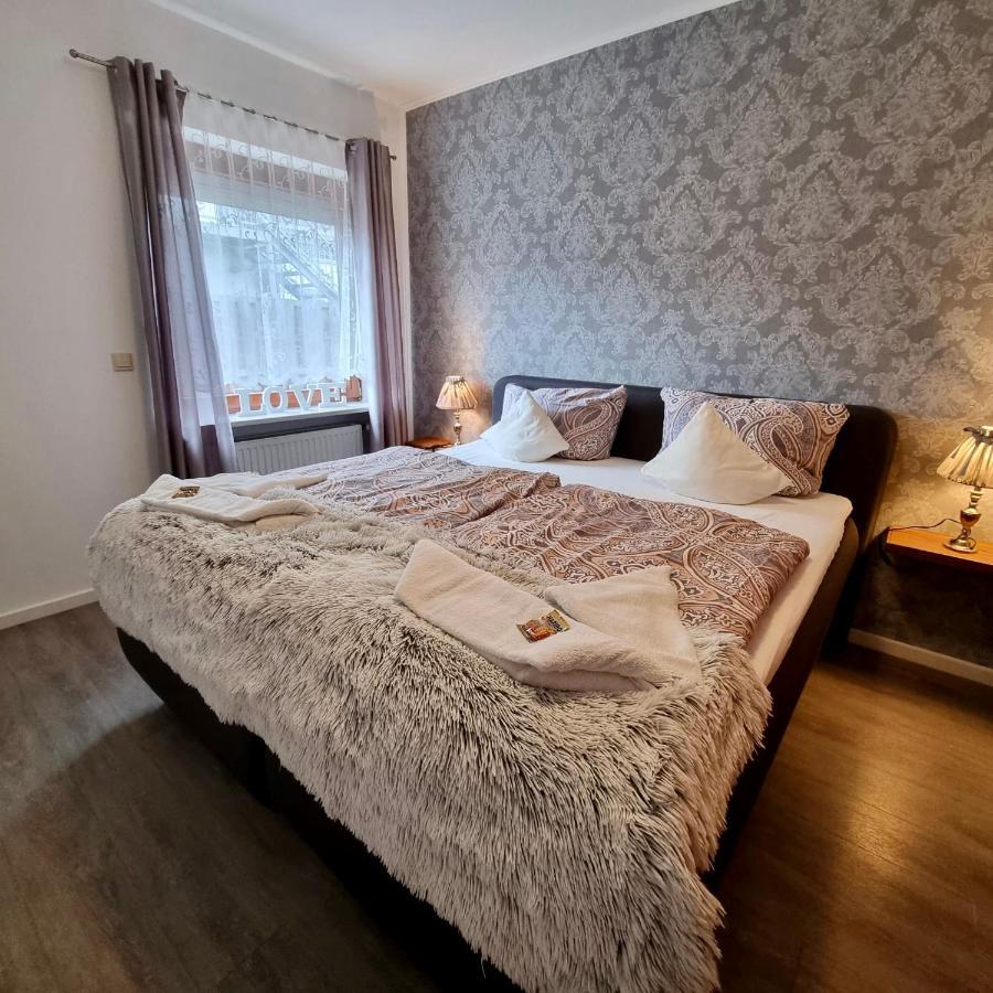 Superior One-Bedroom Apartment 2