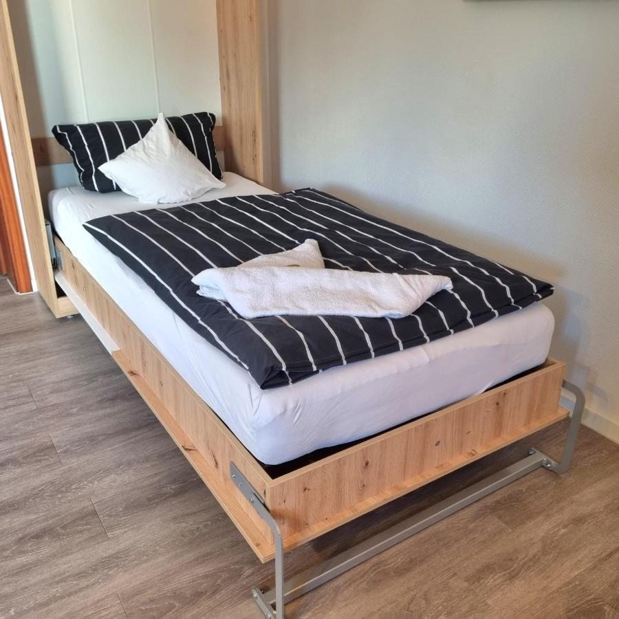 Superior One-Bedroom Apartment 2