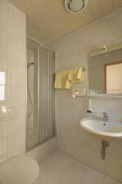 Dreibettzimmer