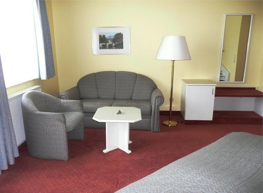 Comfort Doppelzimmer mit Flussblick und Balkon