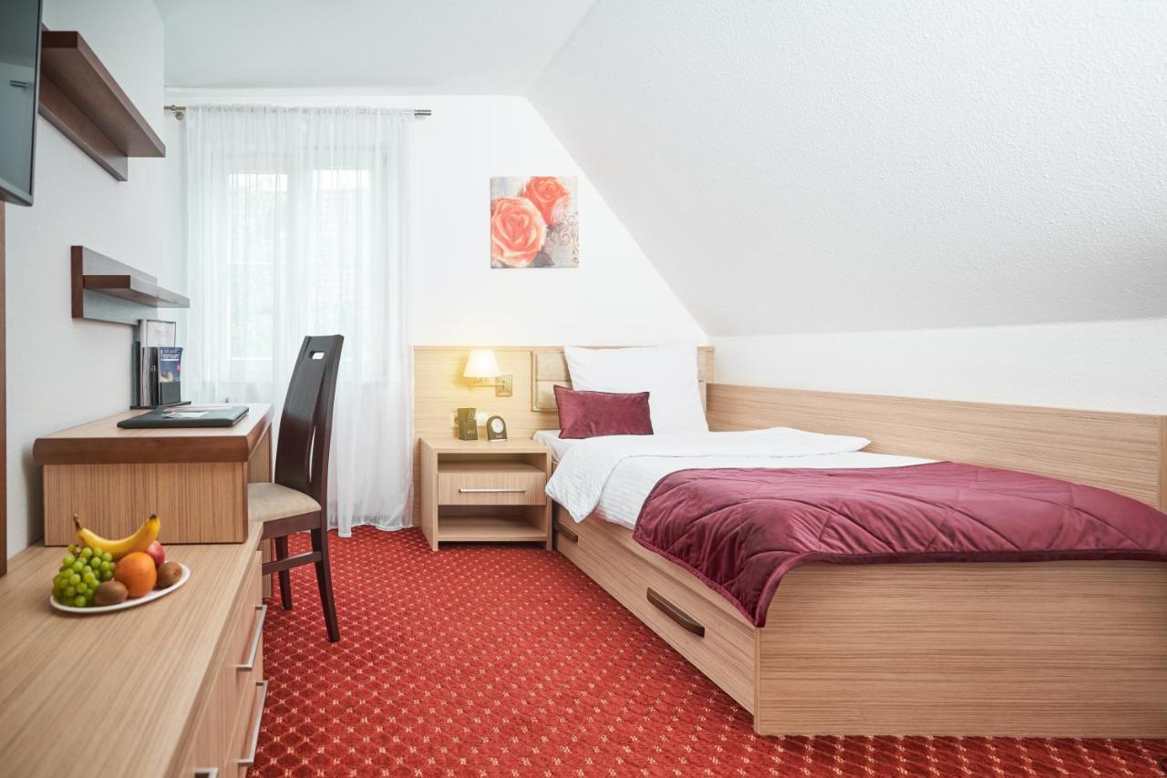 Single Room,1556113966:JPEG