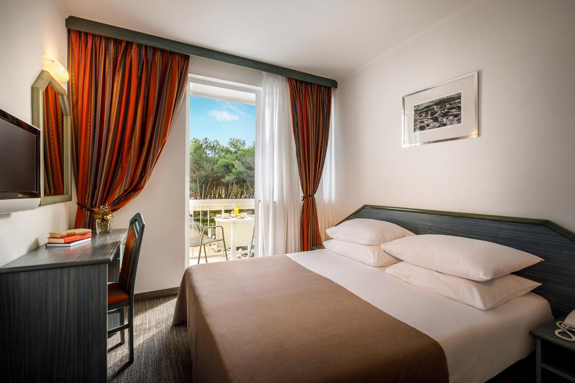 Doppelzimmer mit Balkon zur Meerseite