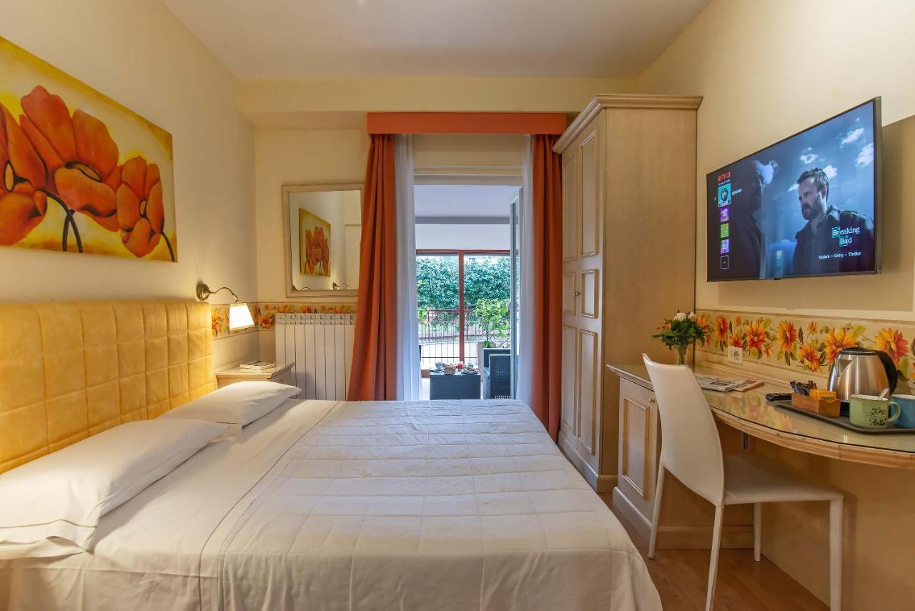 Kleines Doppelzimmer mit Balkon
