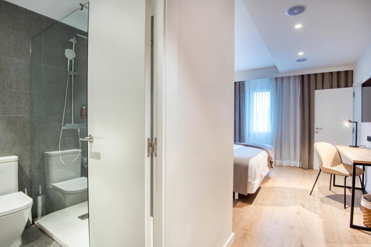 Quadruple Room,1498621993:JPEG