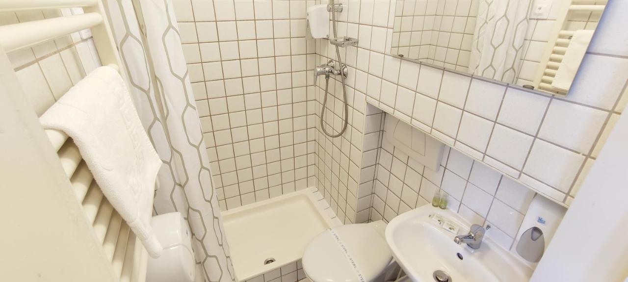 Vierbettzimmer
