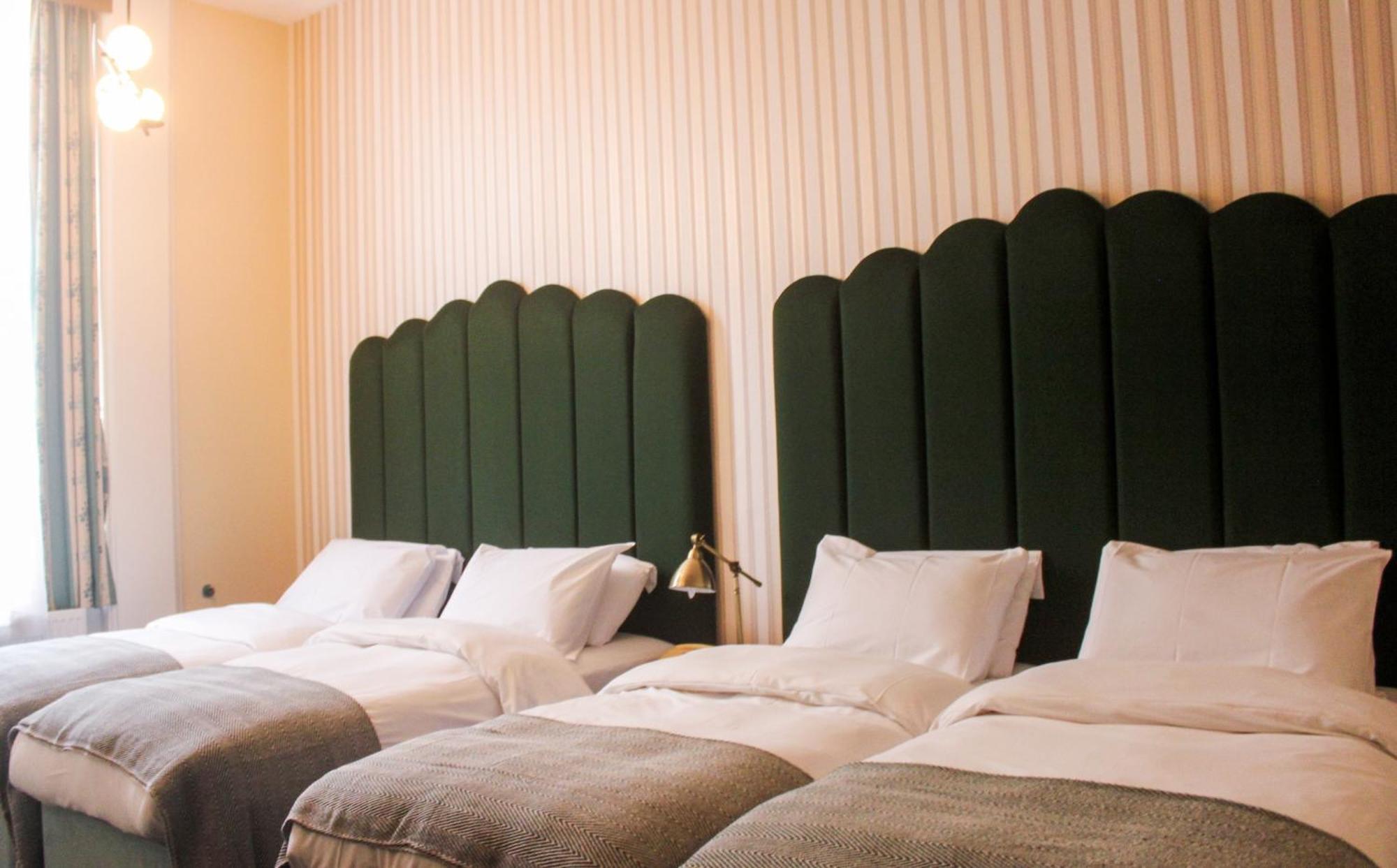 Quadruple Room,1622141598:JPEG